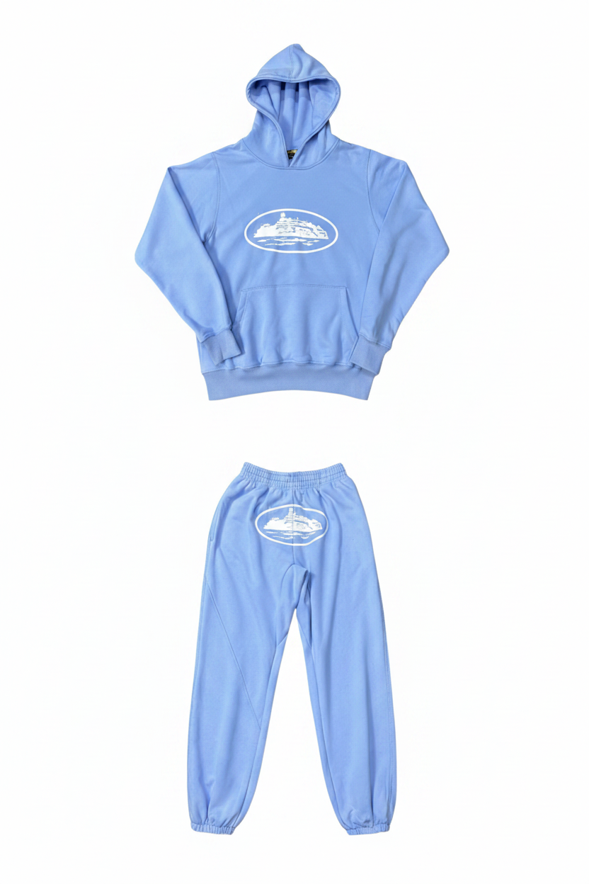 上下白底合成图